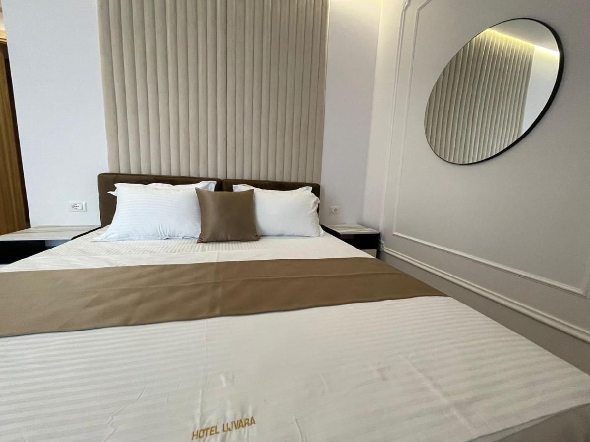 Hotel Ujvara Belsh 외부 사진