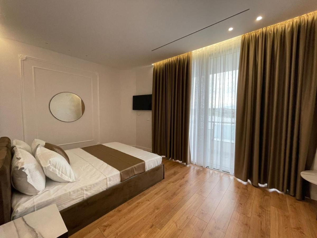 Hotel Ujvara Belsh 외부 사진