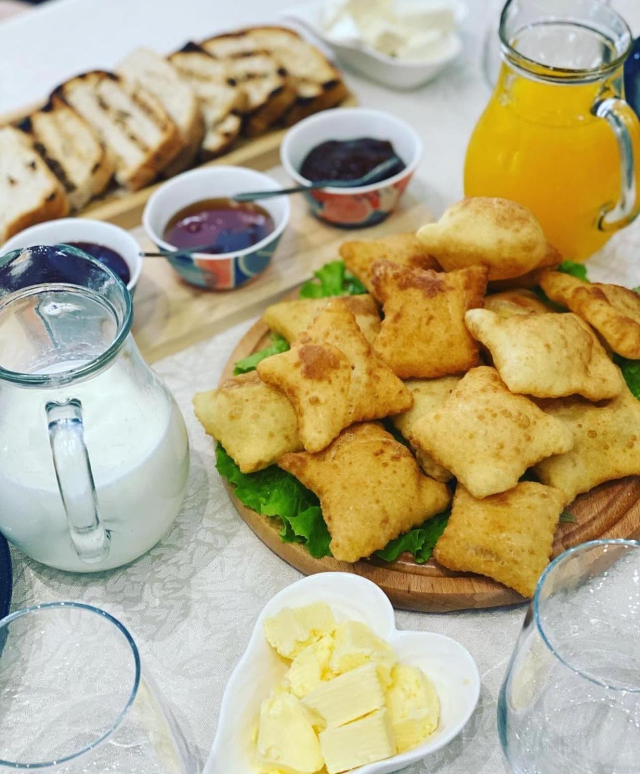 Hotel Ujvara Belsh 외부 사진